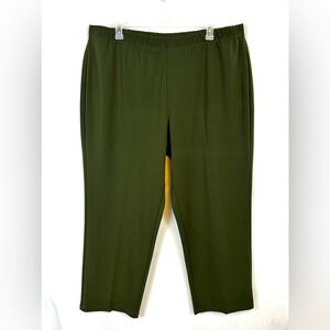 Susan Graver Woman’s Green Stretchy Casual Knit Pants / 3XL Petite